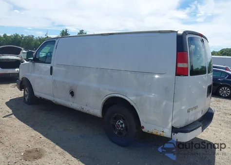 2005 GMC Savana Standard from USA, damaged, VIN 1GTFG15X451171899